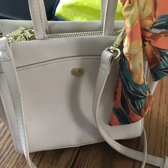 Steve Madden Small Crossover Bag - Picture 1 of 10